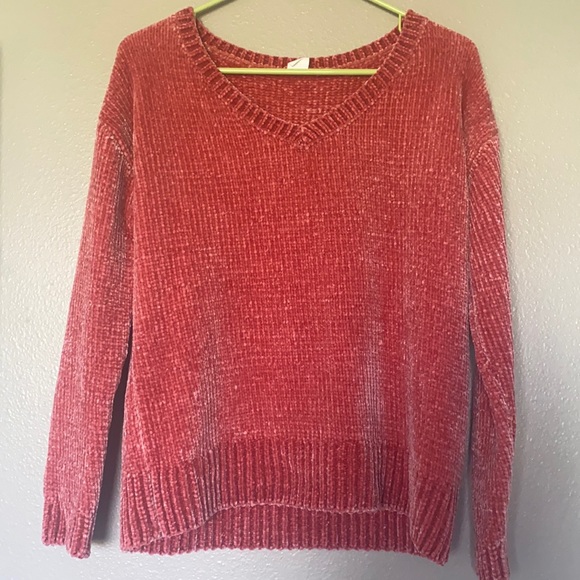 GAP Tops - Gap Velvet material sweater